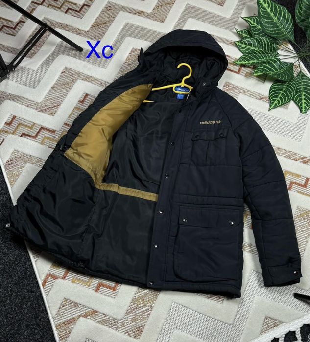 Пуховик adidas orlginal парка зимняя размер Хс-С ( смотрите замеры )