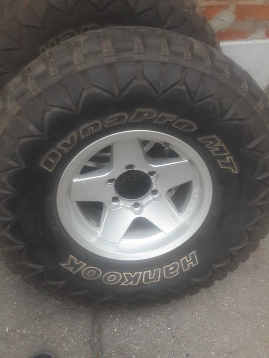 Резина для бездорожья  з дисками  HANKOOK DynaPro MT 33-12.50 r15LT