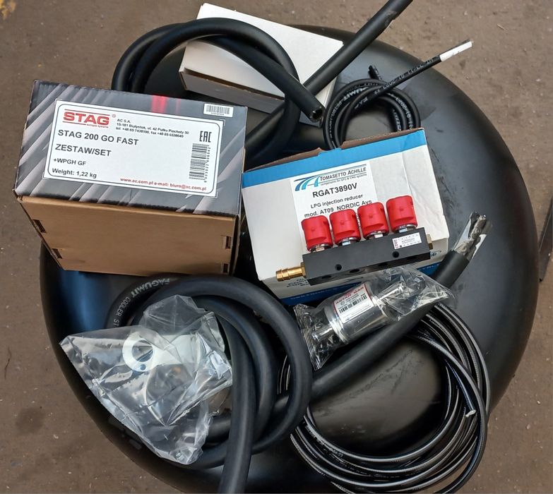 Гбо газ газовый комплект на автомобиль установка оборудования