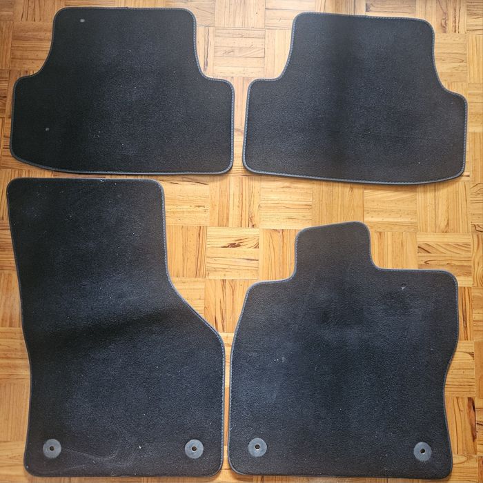 Tapetes Genuínos SEAT Leon 5F