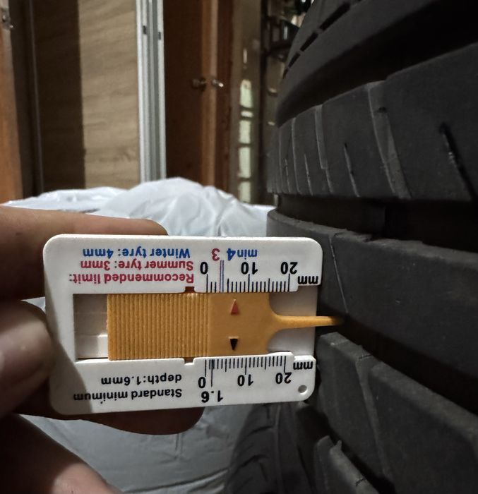 205/65/16 продам резину летнюю