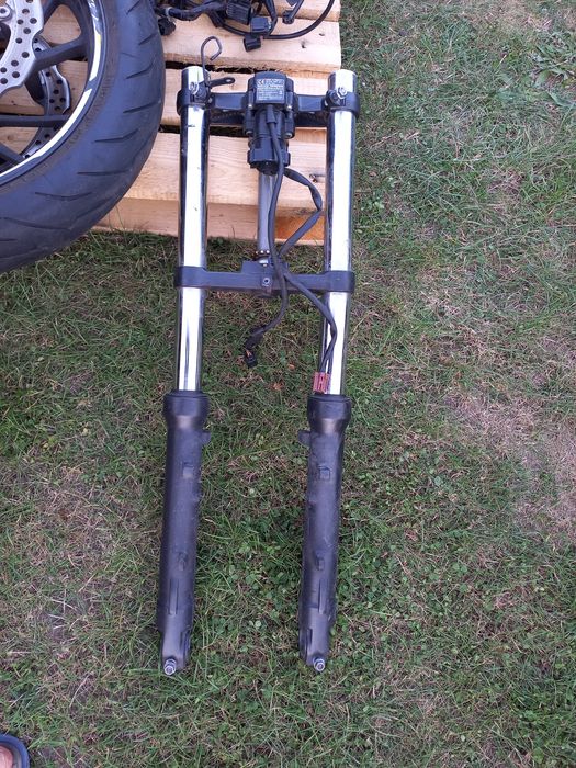 Honda cbr 650f silnik rama z dokumentami 16r. felga tarcze zaciski bok