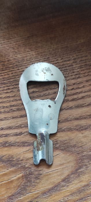 Klucz do windy z czasów PRL-u