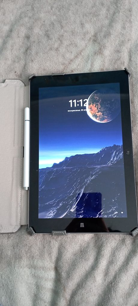 Планшет 10.1" Full HD Chuwi Hi10 X 6/128GB Intel Celeron N4100 Windows