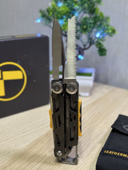 Leatherman Signal  мультитул edc