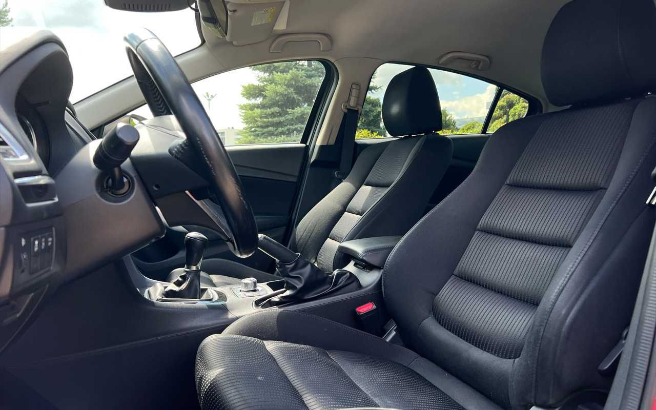 Mazda 6 2012 року