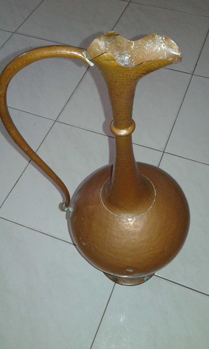 Artesanato - Soberbo Jarrão antigo em cobre martelado - 55 cm