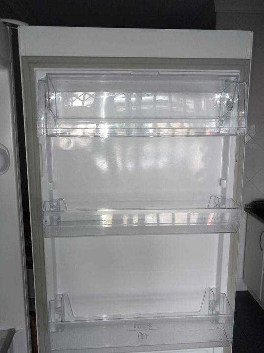 Frigorífico Combinado Hotpoint-Ariston