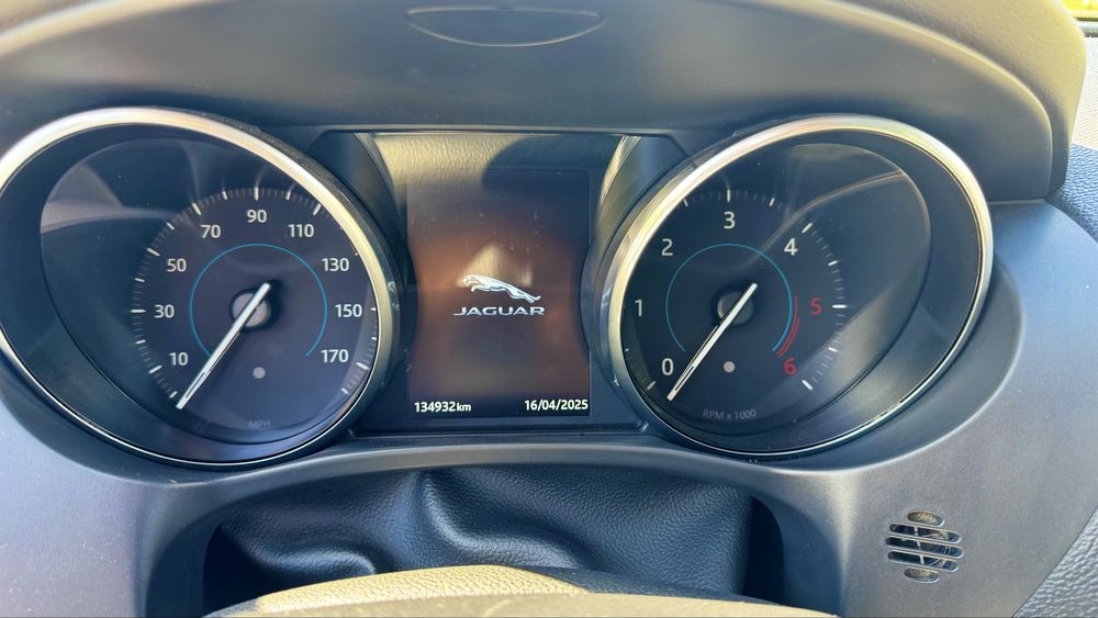 Jaguar F-Pace 2.0D 2017рік