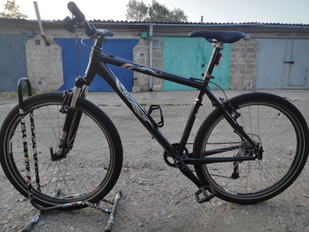 Продам горный велосипед (MTB) Cronics Swift