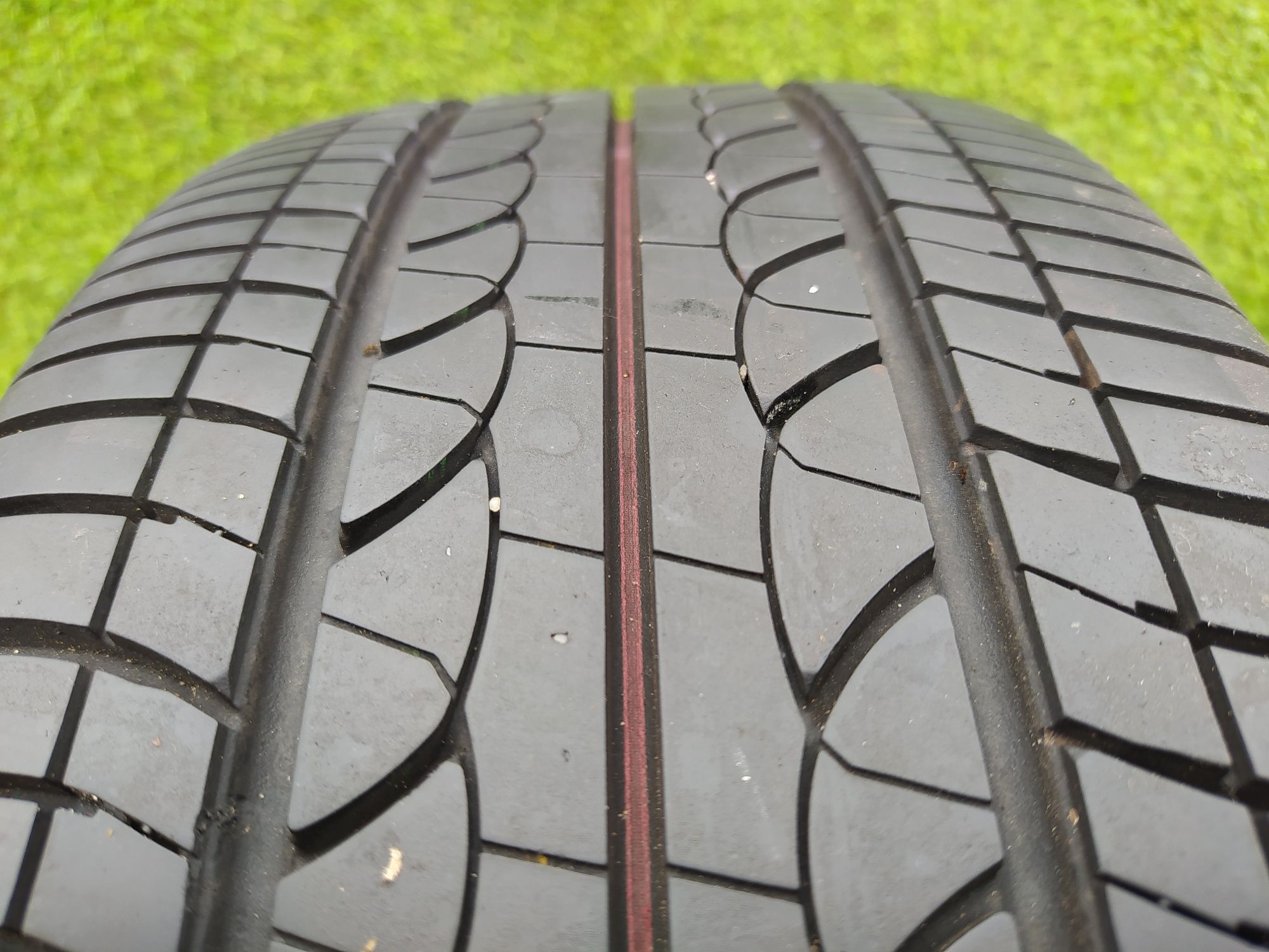 Felgi kola Toyota Yaris lll 195/50 R16 Lato