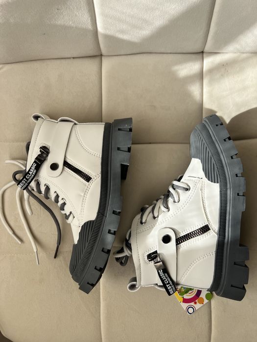 Демі ботиночки на мʼякесенькому флісі(нові)