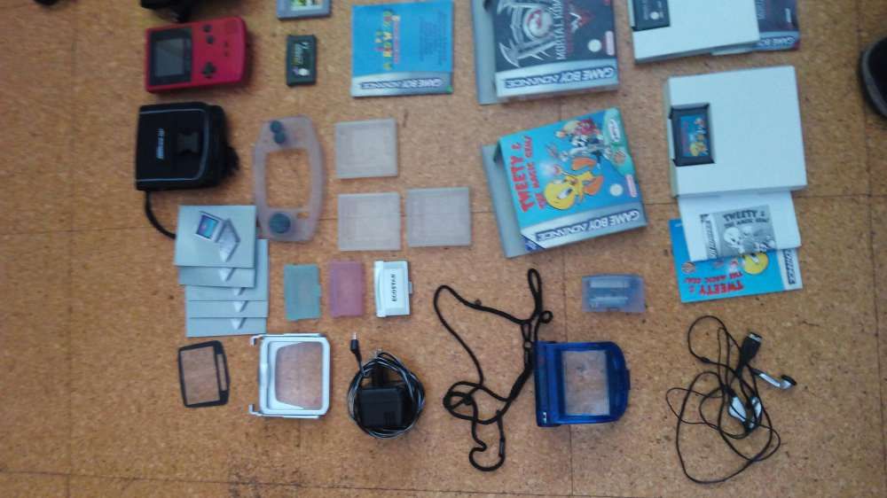 Material, jogos e acessorios game boy