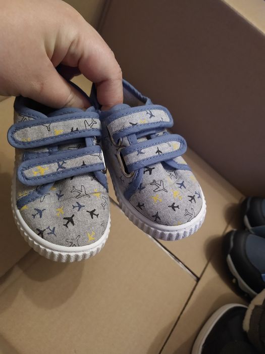 Buty chłopięce coccodrillo rozmiar 21