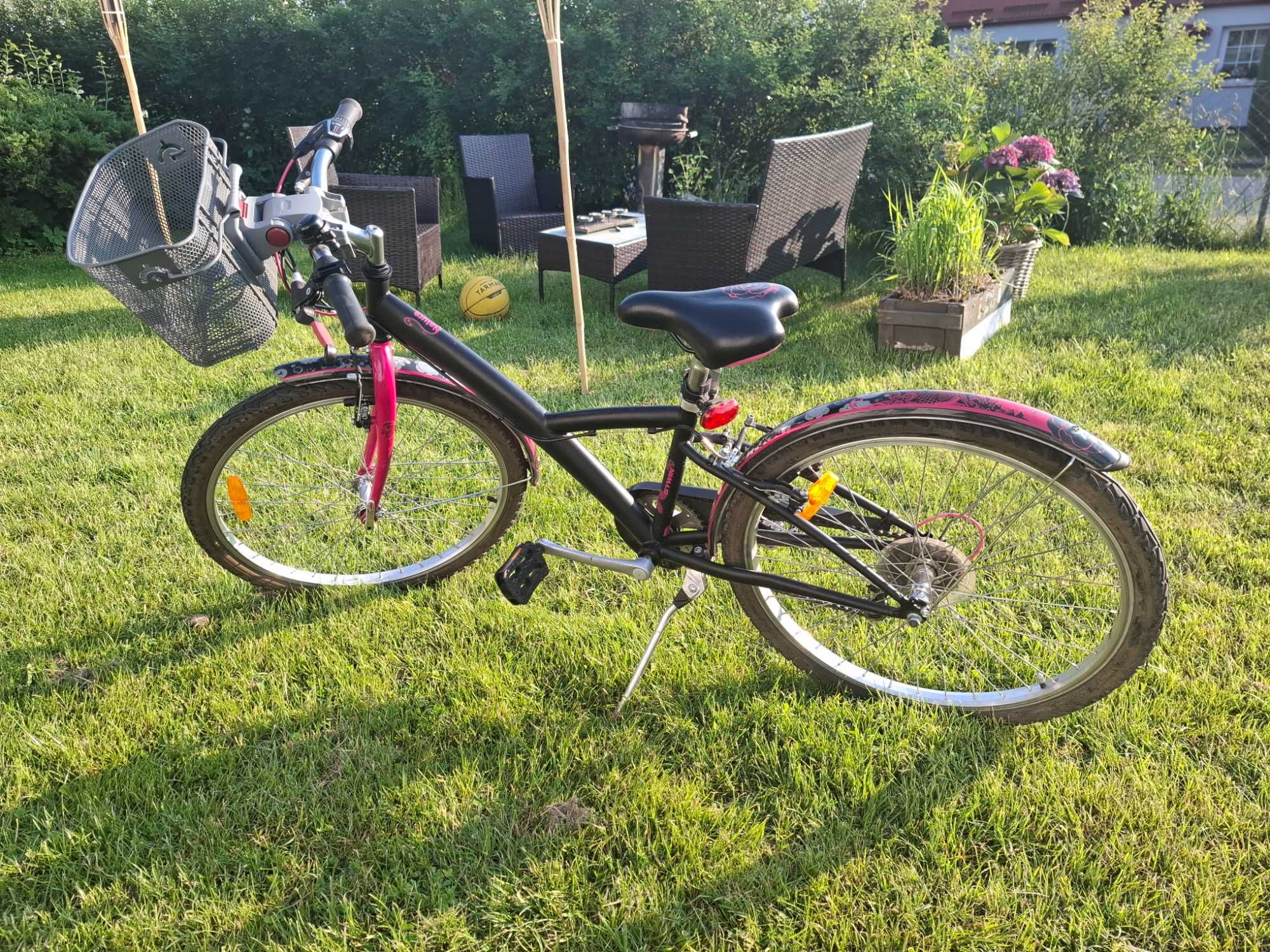 Śliczny rower dla małej damy (B'Twin Poply 500 24 cale)