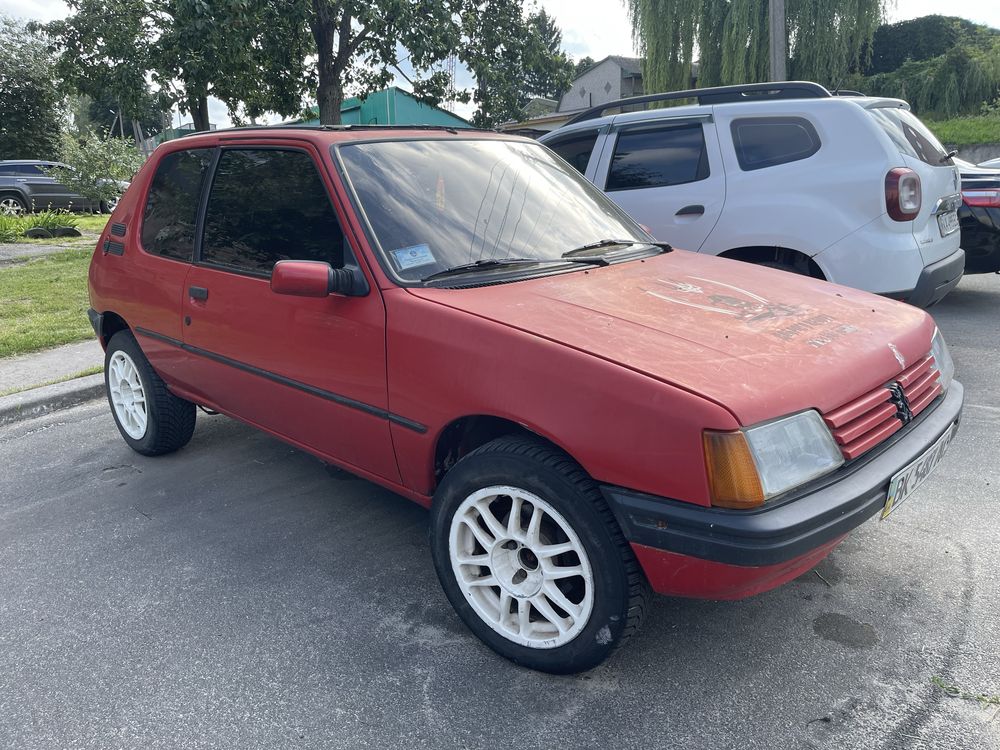 Продам пежо 205 на автоматі