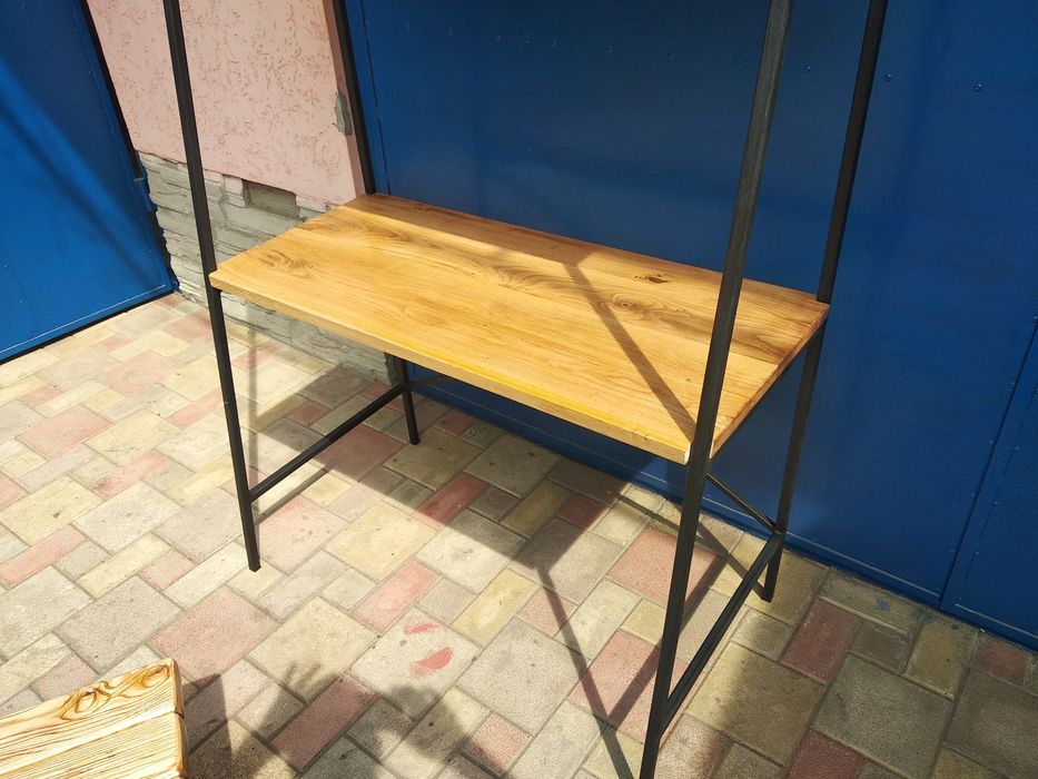 Меблі в  стилі лофт