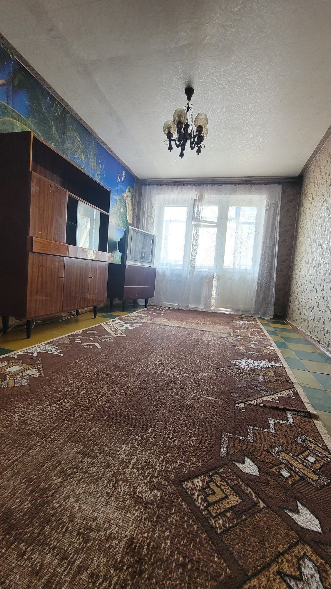 Продам 2-во кімнатну, Ворошилівка.
