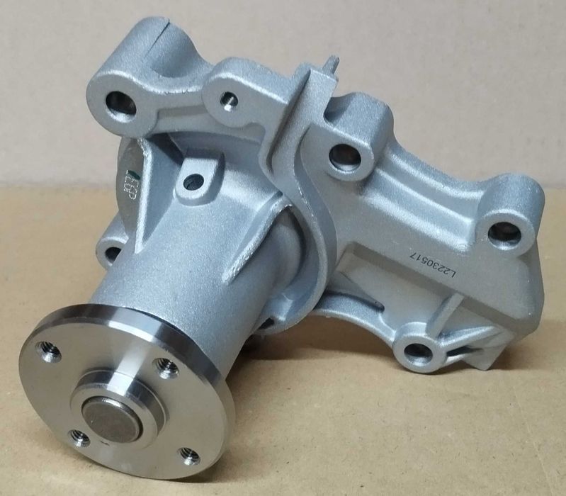 Помпа • Mitsubishi Lancer 9 • Насос водяной • LPR • 4G18 1,6 л.