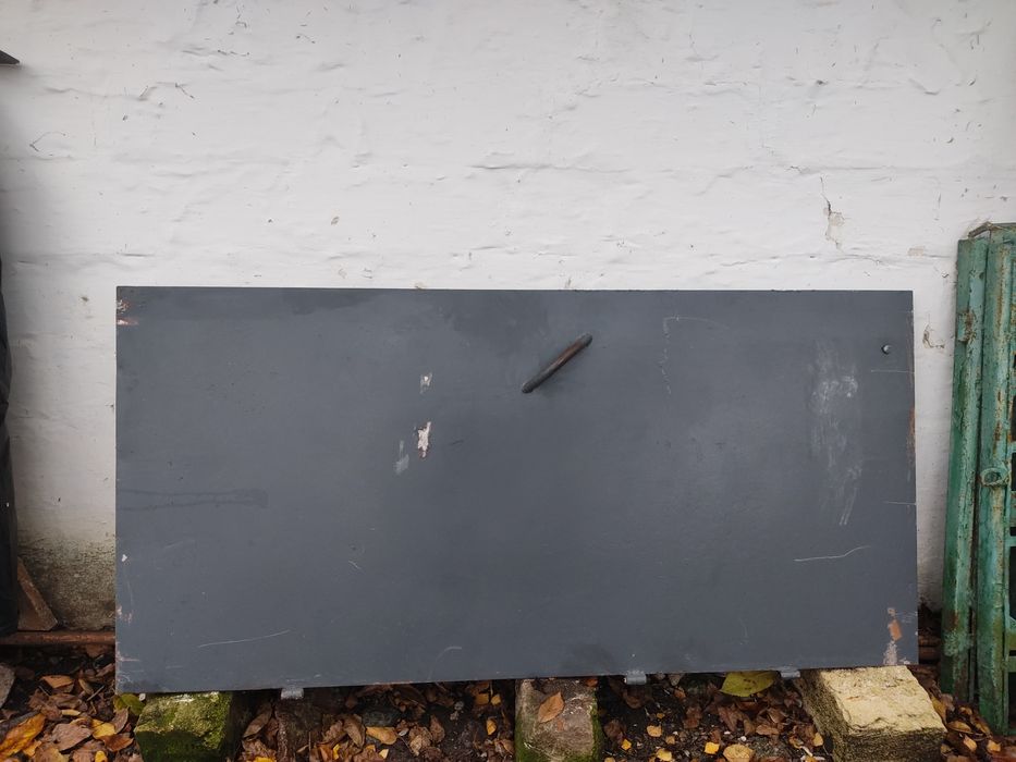 Продам вхідні металеві двері