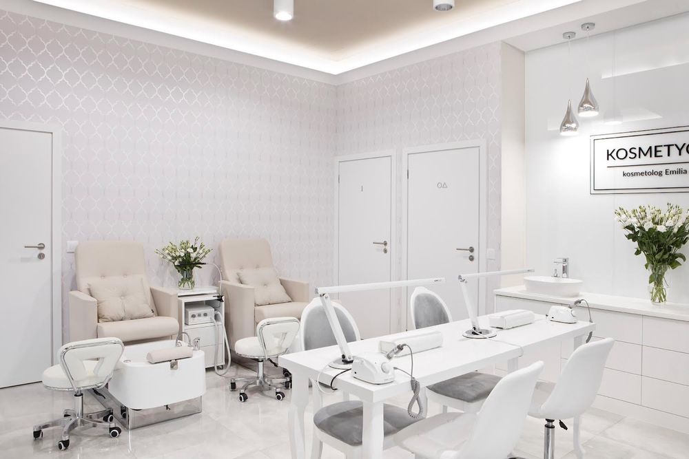 Wynajmę lokal/ elegancki salon kosmetyczny - Centrum