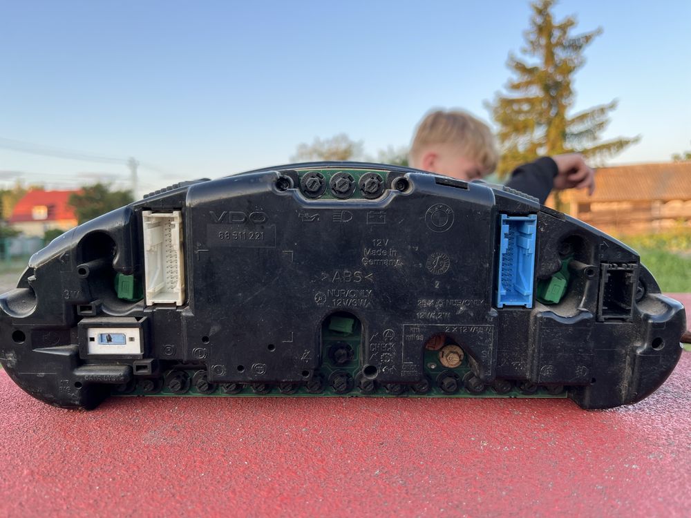 Щиток приладів bmw e36