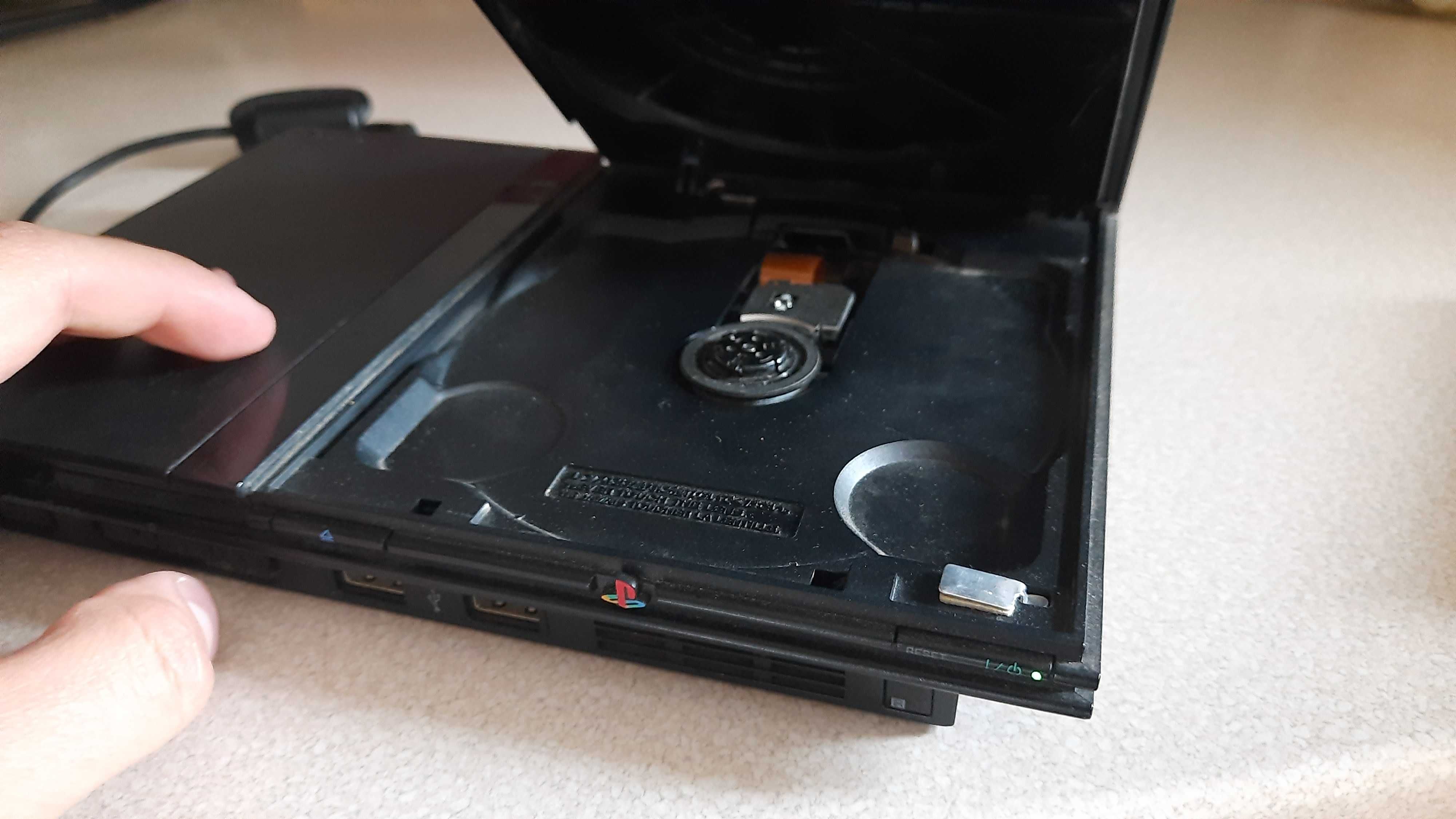 Konsola PS2 Playstation 2 z zasilaczem i kartą pamięci 8mb.