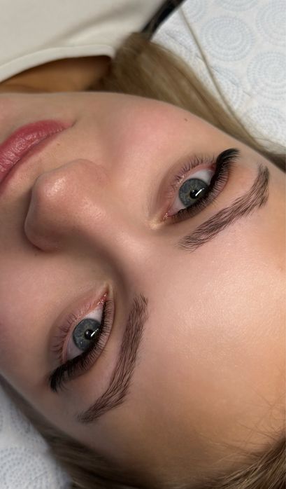 Przedłużanie rzęs 1:1 oraz 2-5D z dojazdem do klienta juz od 100 zł