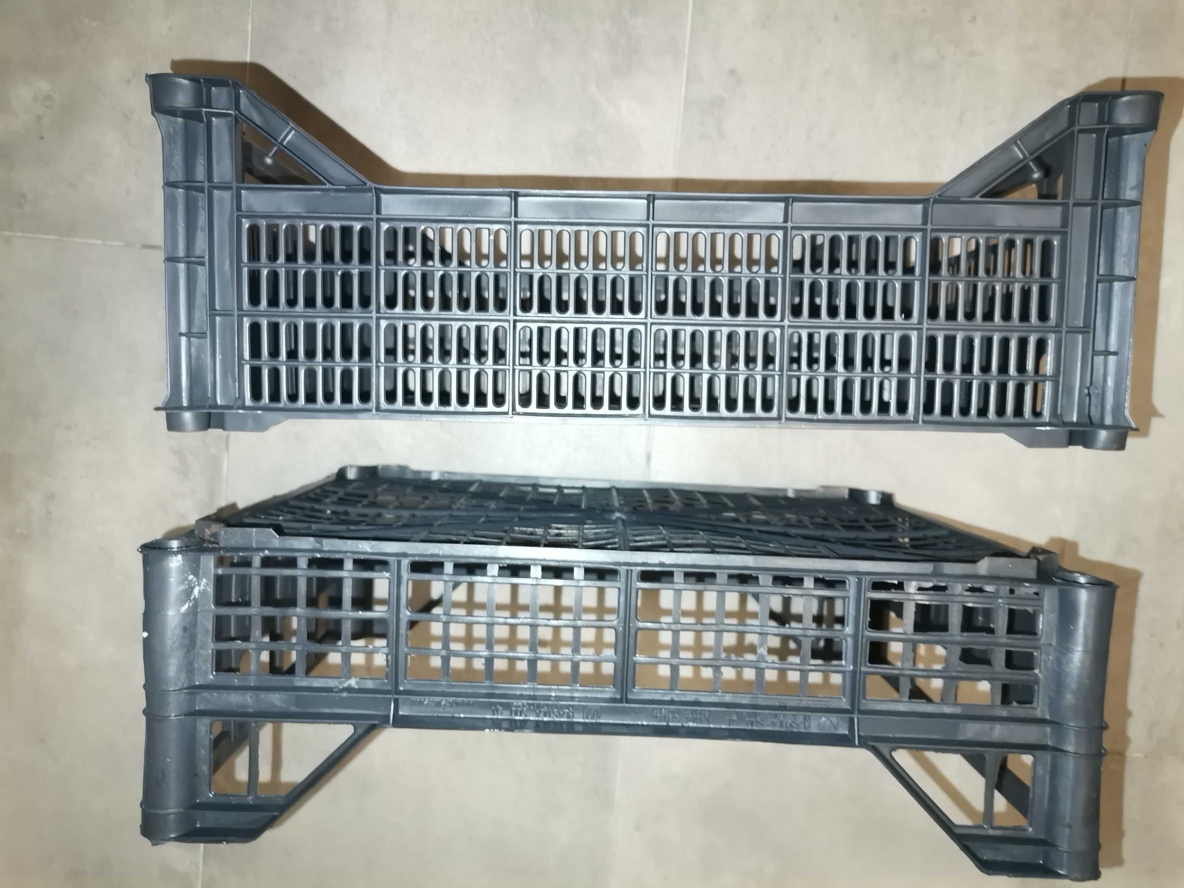 Skrzynki kosze plastikowe ażurowe czarne 30cmx40cm wysokie 12cm i 13cm