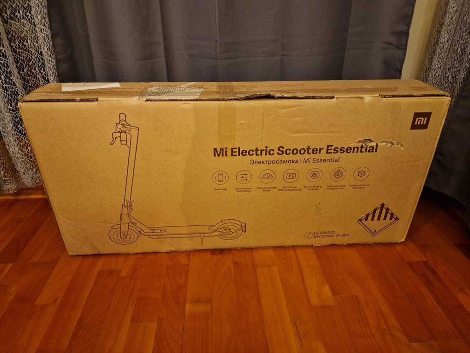 Hulajnoga elektryczna Xiaomi Mi Electric Scooter Essential NOWA