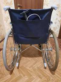 Инвалидная коляска с подставкой для ног складная  ид сост