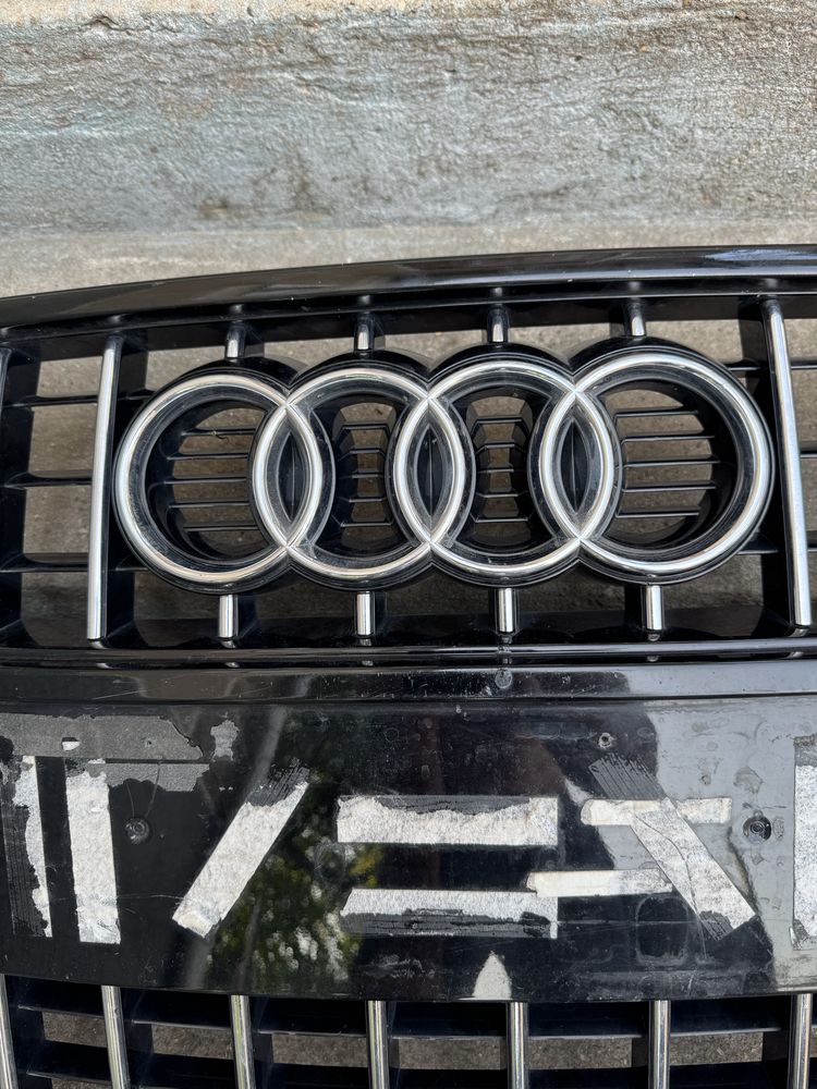 Решітка радіатора гриль audi q7 4l ауді
