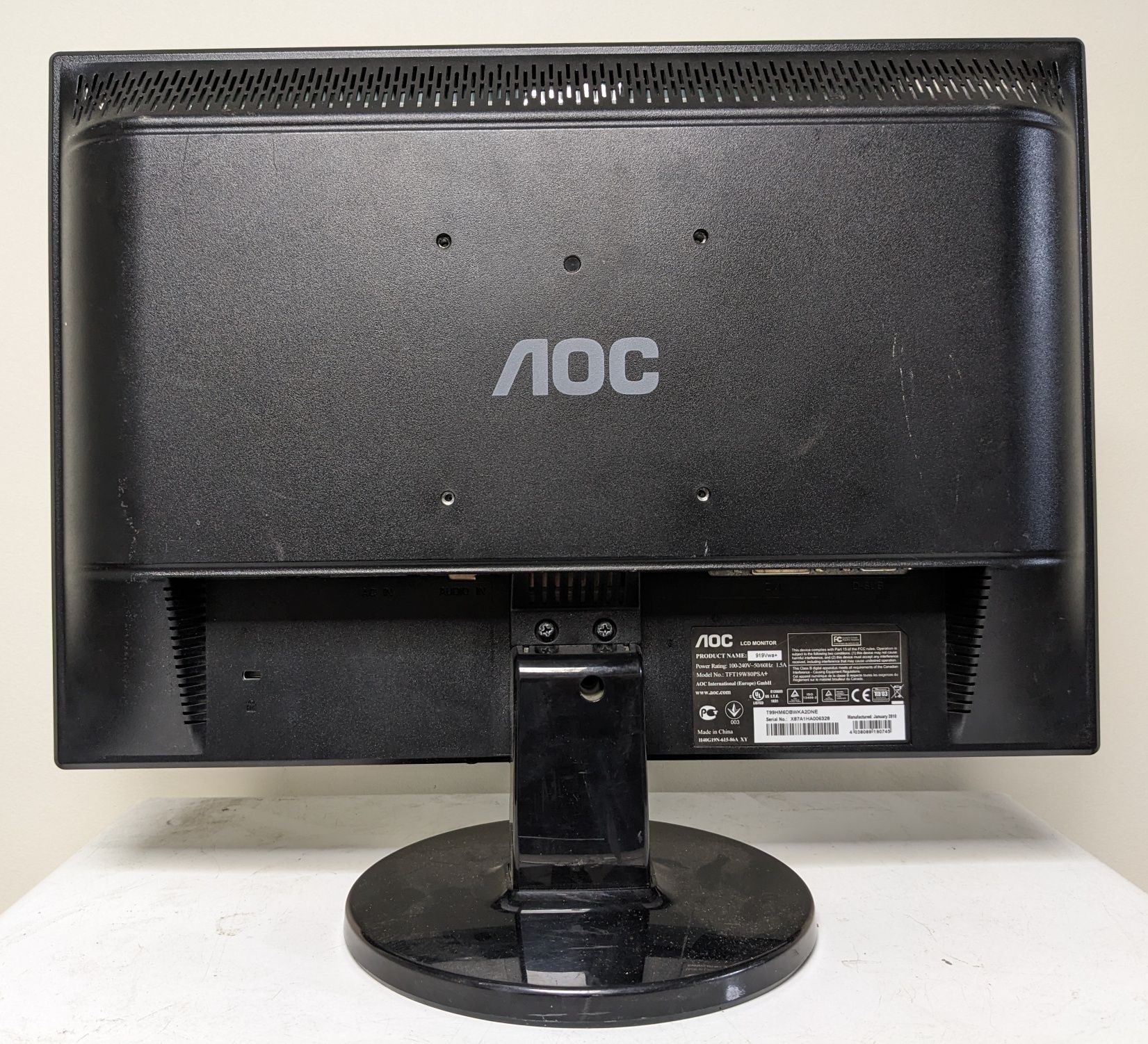 Монитор 19" AOC 919Vwa+ широкоформатный DVI и VGA, встроенные колонкам