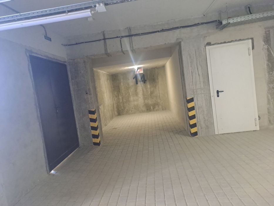 Продам паркомісце в підземному паркінгу