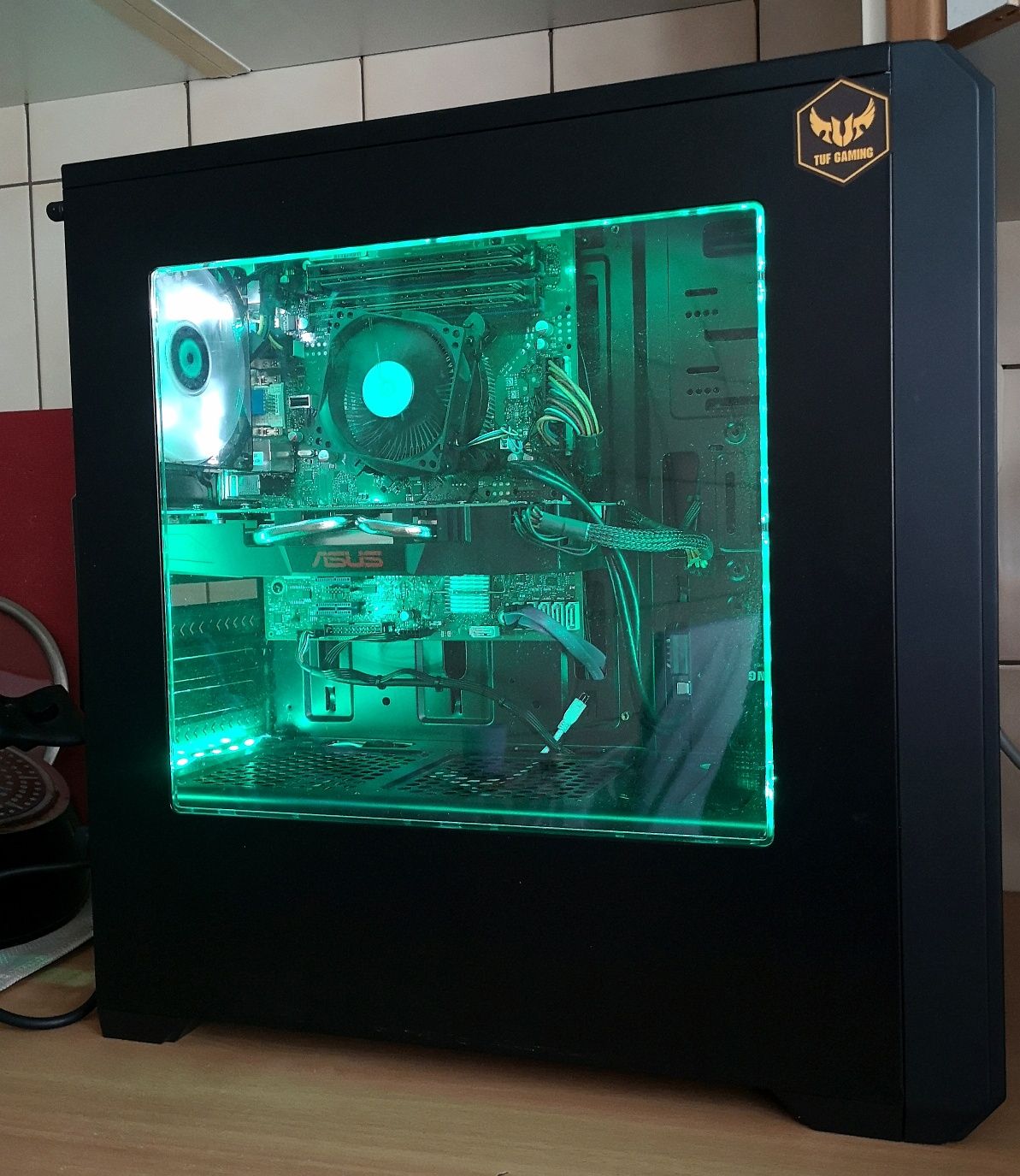 Komputer stacjonarny PC, Intel i5,16gb ram, karta 4gb, ssd+hdd