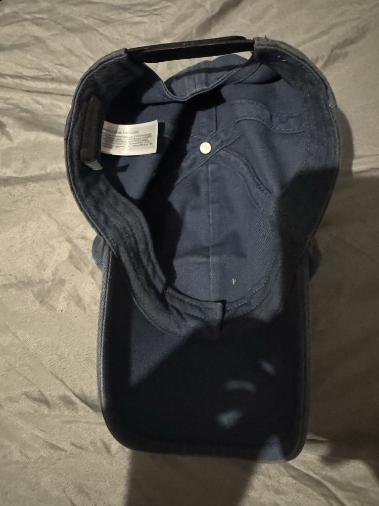 Czapka z daszkiem uniseks Calvin Klein Jeans