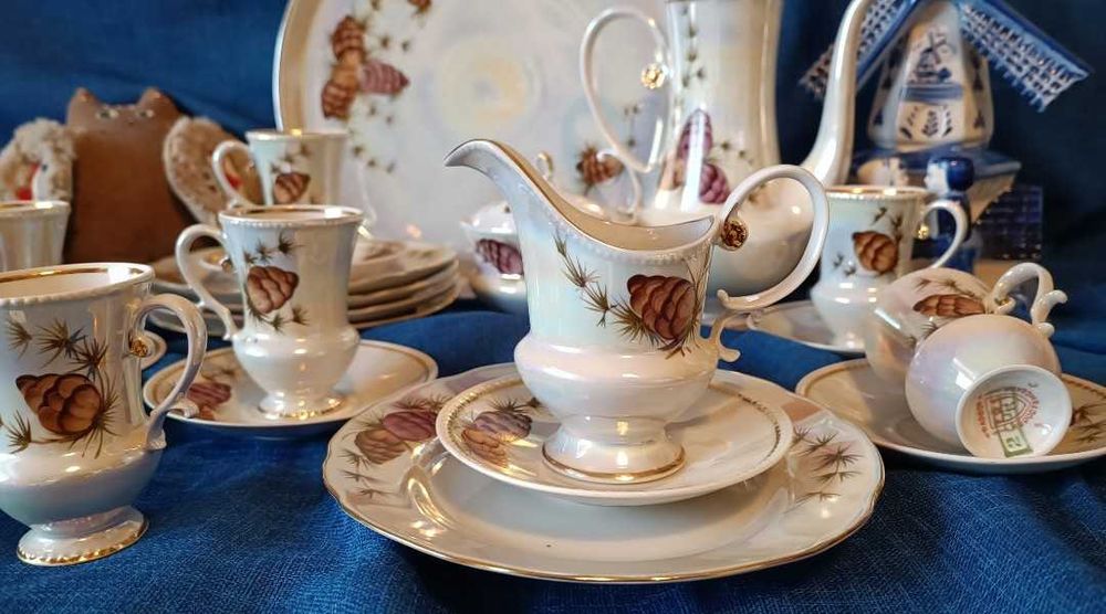 Сервіз порцеляновий кавовий Шишки Коростень фарфор позолота перламутр