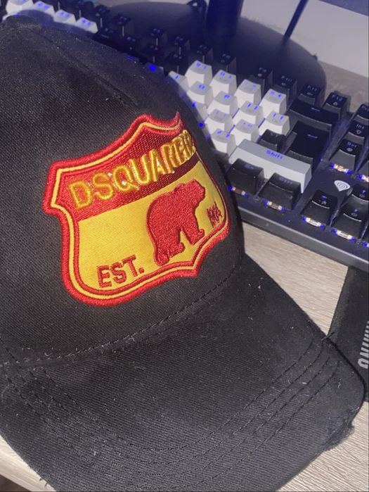 „Oryginalna Czapka Dsquared2 – Limitowana”