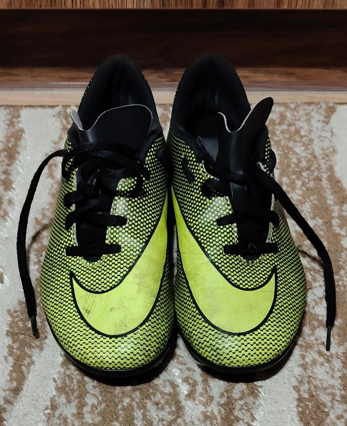 Buty do piłki nożnej, korki Nike r.38,5