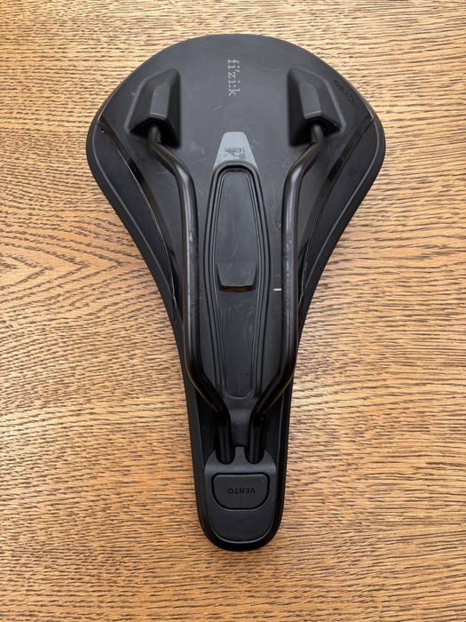 Siodełko rowerowe Fizik Argo Vento X3 (szosa, gravel, MTB)