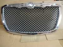 CHRYSLER 300C 2004- GRILL ATRAPA