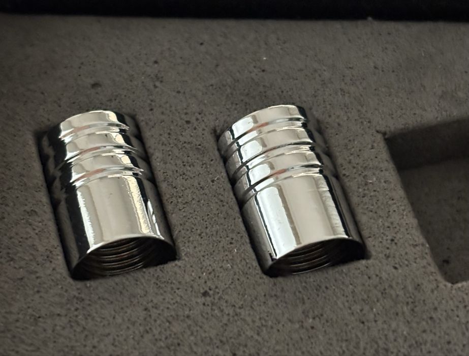 Mini tampas das válvulas pneus & Autocolantes para centros de jante