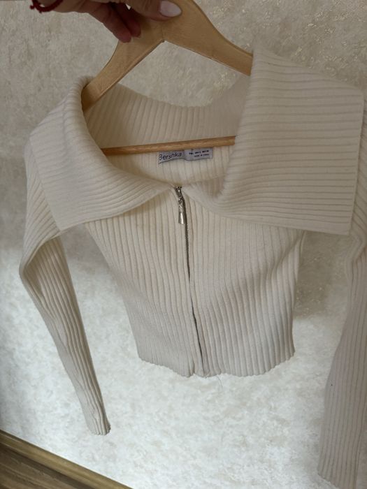Кофта жіноча Bershka (s)
