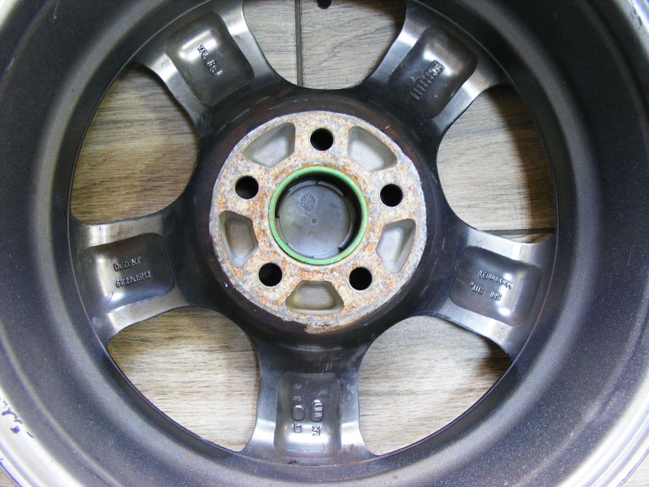 Диски R15 Audi A3,Seat ,VW Golf 4,Skoda Fabia,Toyota Avensis 5/100
