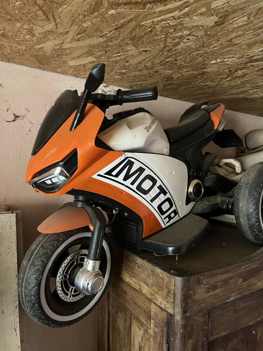 Мотоцикл дитячий, триколісний, Motor