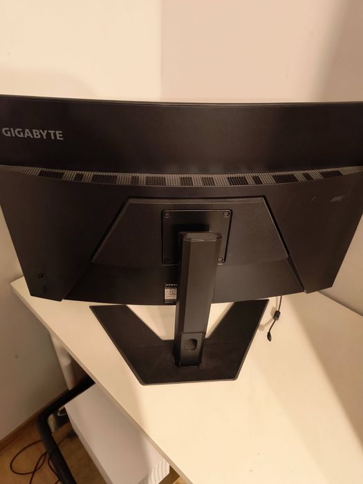 Monitor Gigabyte