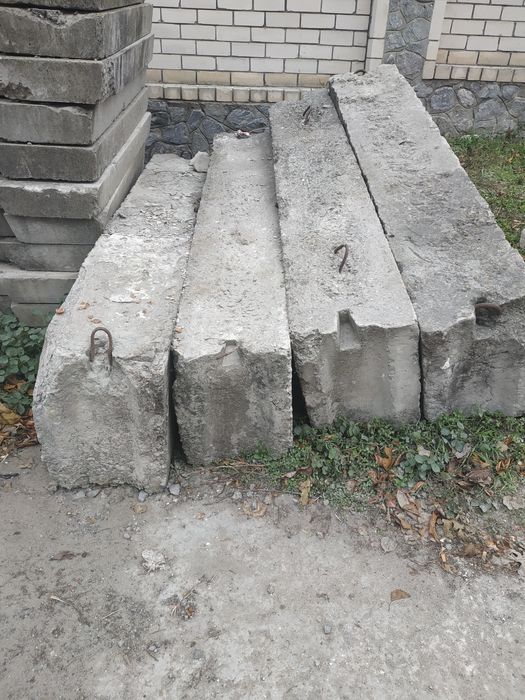 Продам плиты перекрытия, фундаментные блоки, подушки под блоки
