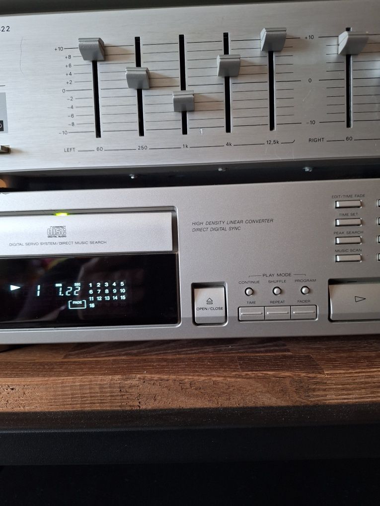 Odtwarzacz CD SONY CDP 597+ oryginalny pilot.