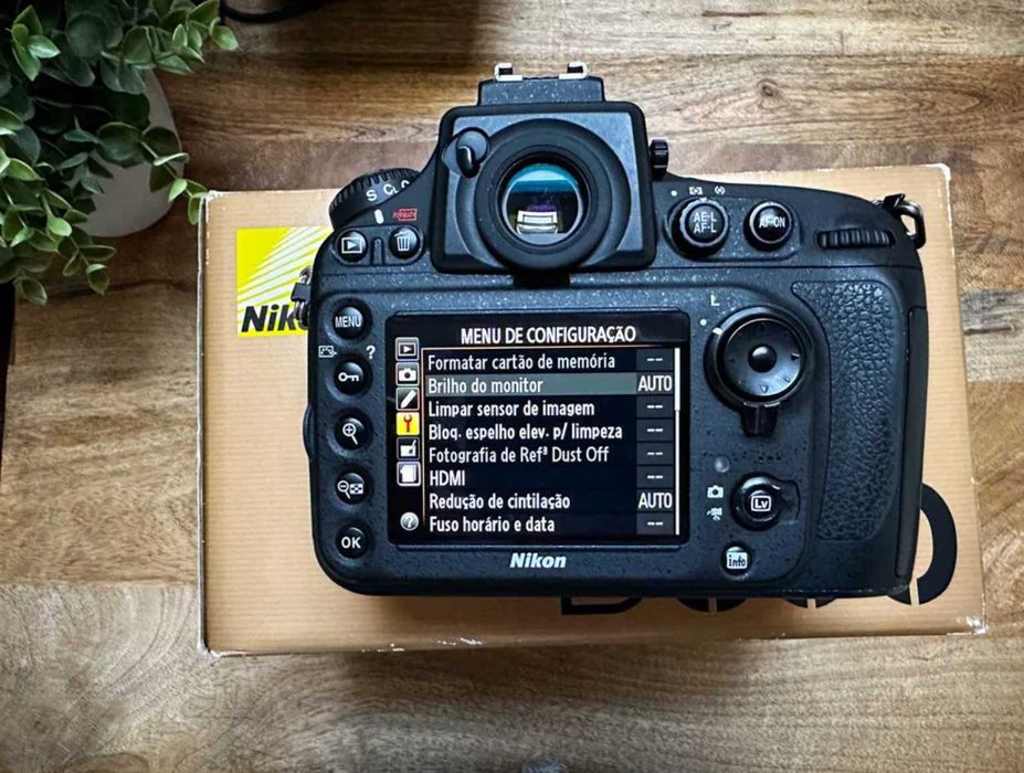 Câmara Nikon D800 - Full frame CMOS + extras
