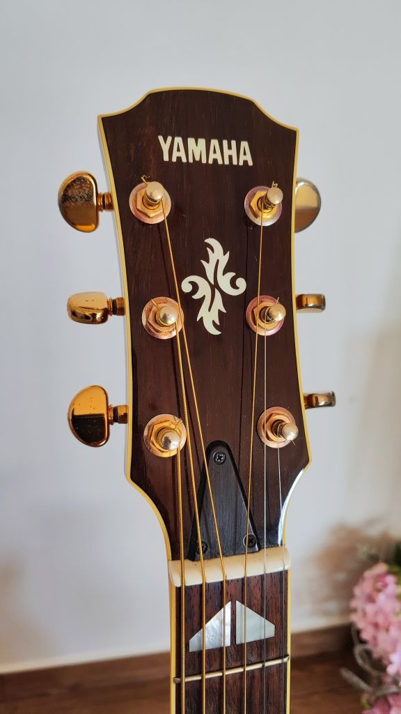 YAMAHA APX 900 NT